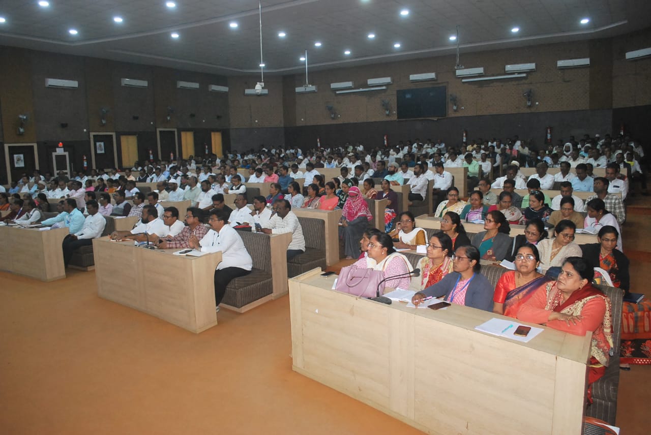 मिशन एक्सलन्स उपक्रम विद्यार्थ्यांसाठी महत्त्वपूर्ण ठरणार : जिल्हाधिकारी वर्षा मीना