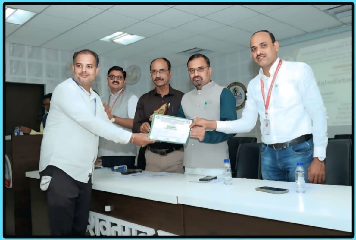 डॉ.अजित कुमार यांना कॅप्सेस – २०२६ आंतरराष्ट्रीय परिषदेत प्रथम क्रमांकाचा सन्मान  विद्यार्थ्यांसह युवा संशोधकांना विज्ञान व नवकल्पनांची प्रेरणा देणाऱ्या संशोधनाचे जनक