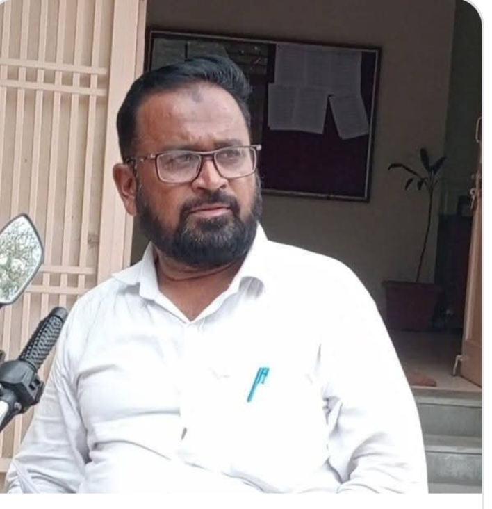 बीडच्या अटल अमृत पाणीपुरवठा योजनेप्रकरणी हायकोर्टाची दखल; संबंधितांना नोटिसा   सय्यद सादेक शहराध्यक्ष आम आदमी पार्टी