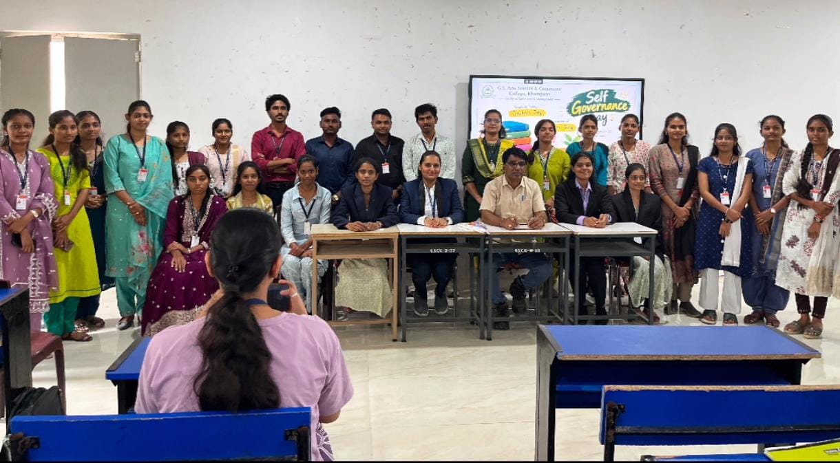 गो. से. महाविद्यालय मध्ये ‘Peer Learning Day’उत्साहात संपन्न